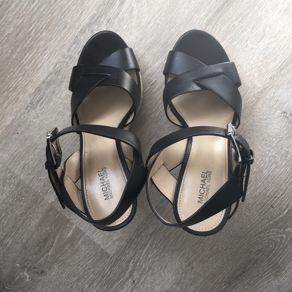 EUC MK Wedges-size 7.5